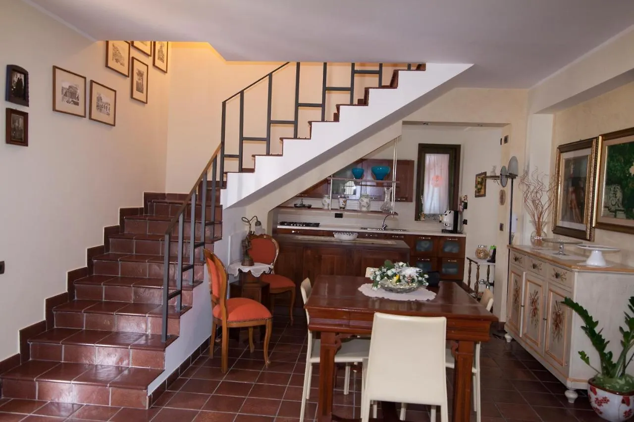 B&B Villa Carmen SantʼAlessio Siculo Italia