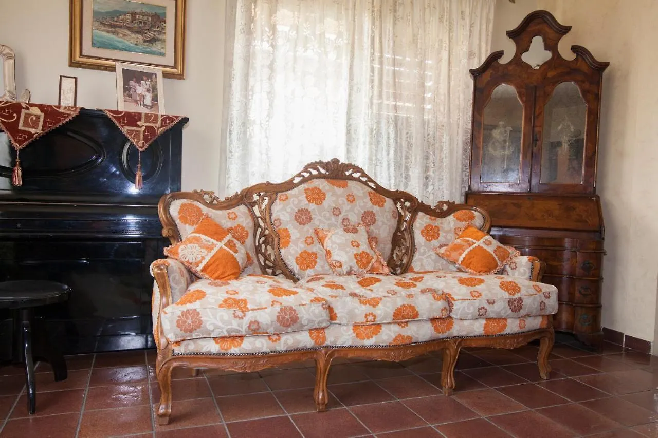 B&B Villa Carmen SantʼAlessio Siculo 0*,